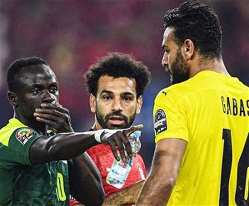 فيديو - "جاباسكي" ترند عالمي ويكشف حواره مع صلاح وماني
