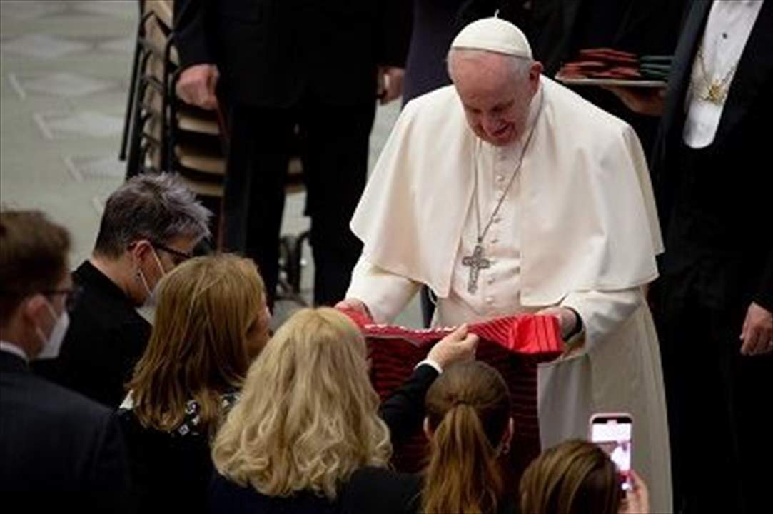 بالفيديو - والدة رونالدو مع البابا فرنسيس فهل ينتهي الجفاف التهديفي؟