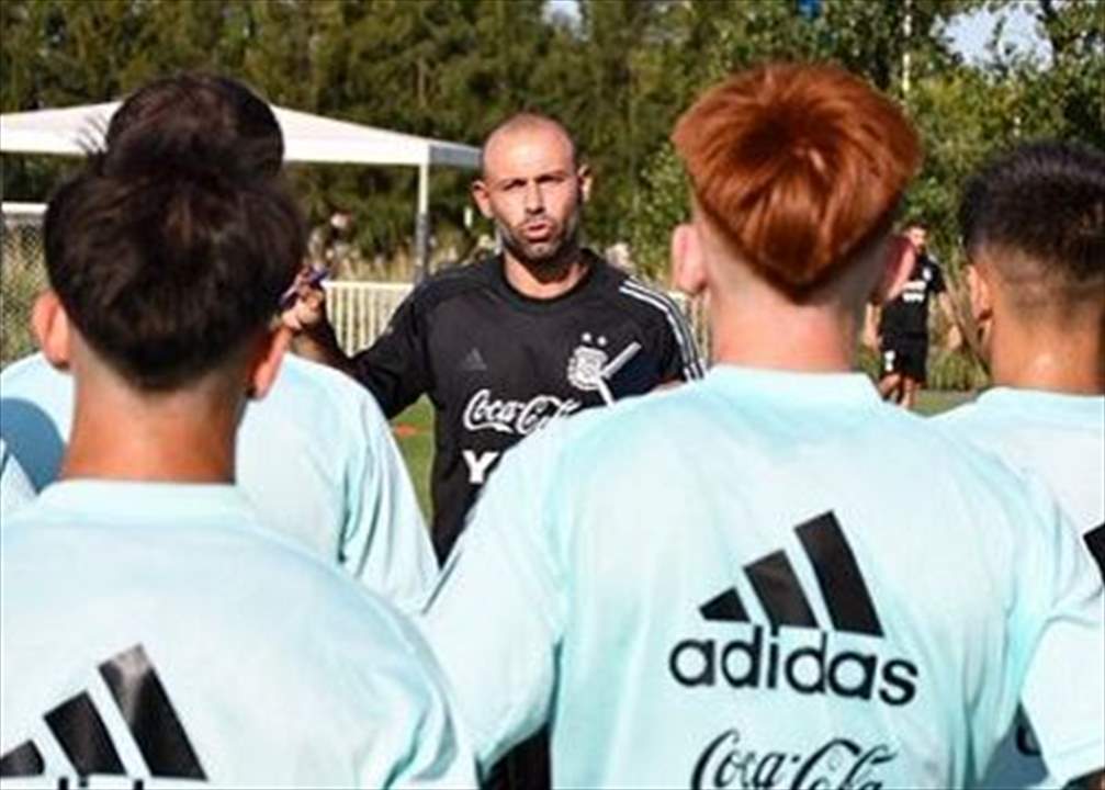 نجم برشلونة السابق مدرباً لمنتخب الأرجنتين