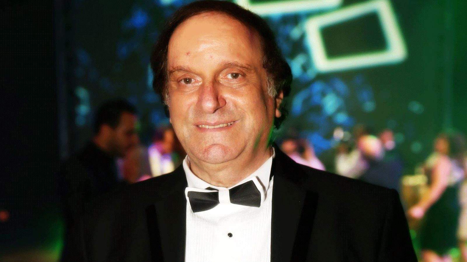 فنان لبناني شهير ينتقد من وصف سامي كلارك بـ"مطرب غرندايزر" 