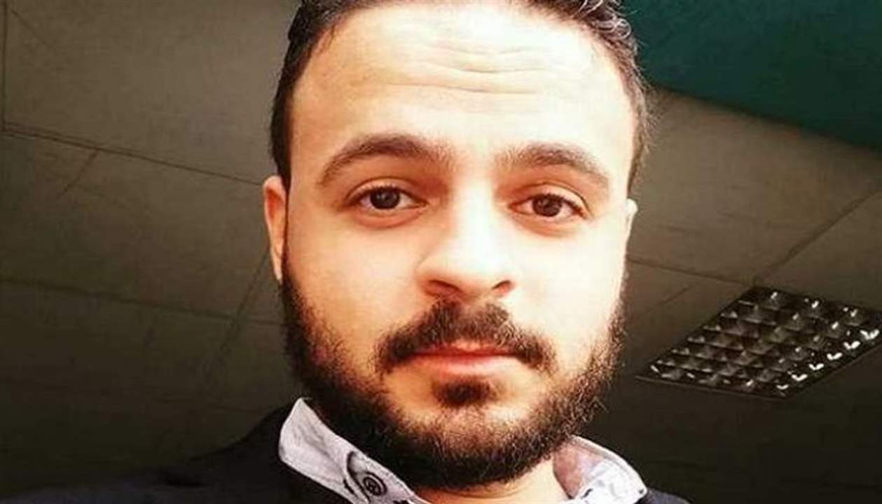   طبيب مصري يتنبأ بطريقة وفاته.. نام 22 ساعة وعند إيقاظه كانت الصدمة!