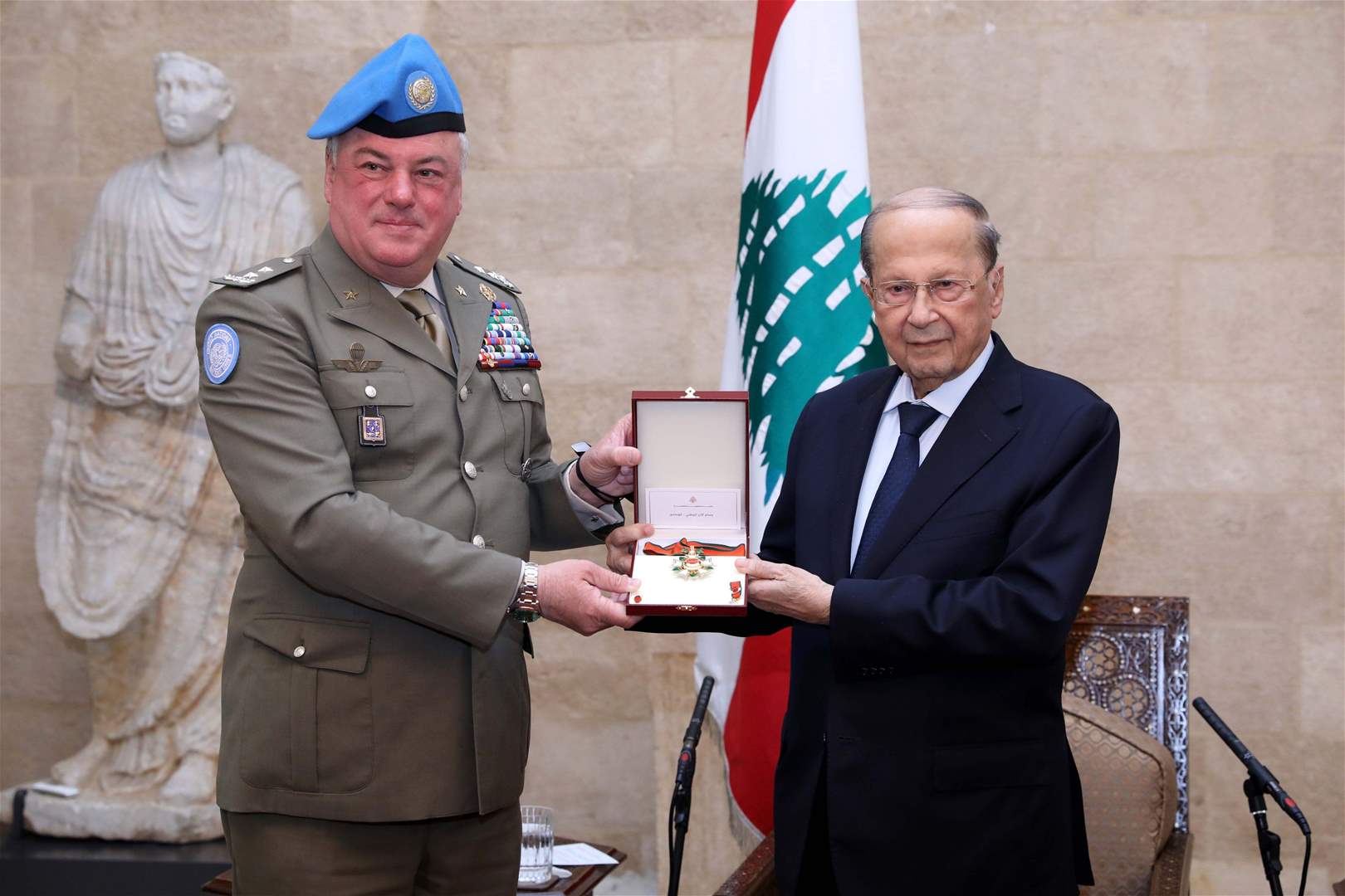 الرئيس عون: متمسكون بتطبيق القرار 1701  وبحقوق لبنان برا وبحرا وجوا