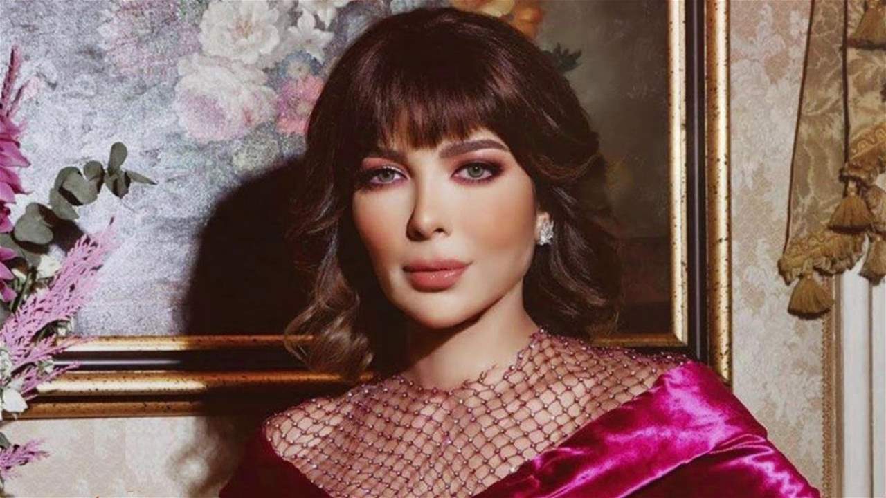 أصالة : أرغب بتقبيل أرض السعودية كما فعل دريد لحام !