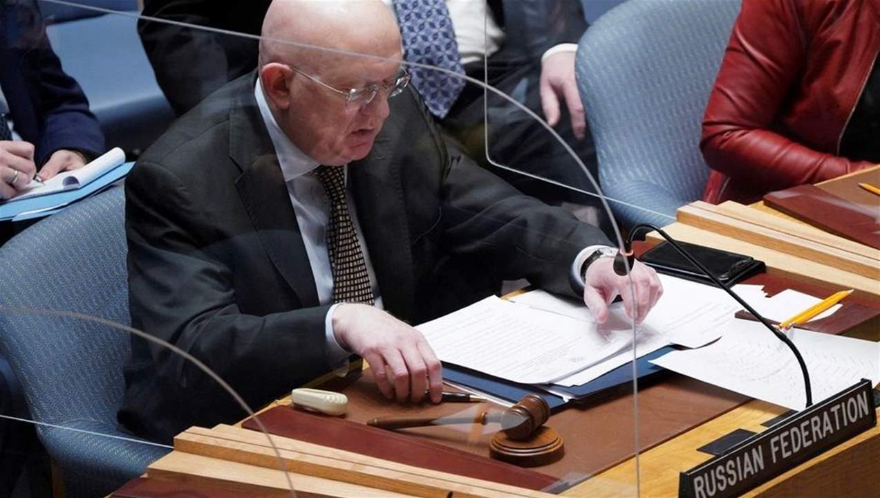   واشنطن تطرد 12 دبلوماسيًا روسيًا وتتهمهم بأنهم "عملاء استخبارات" وموسكو تصف القرار بـ"العدائي"