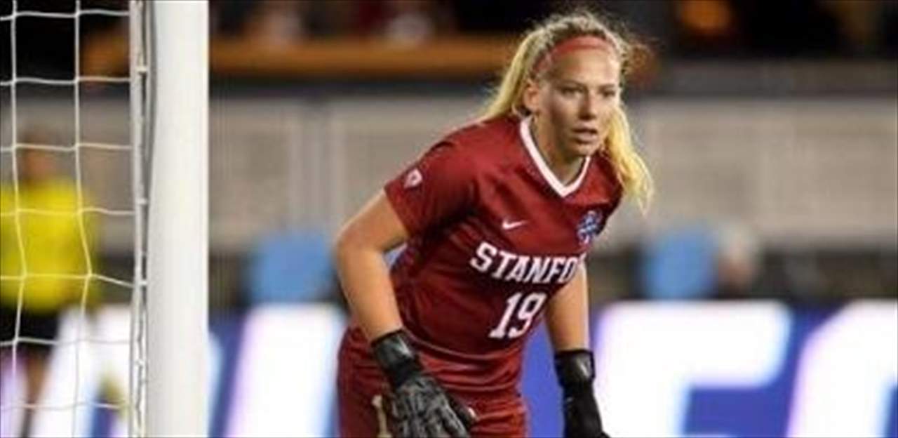 فيديو - مقتل حارسة مرمى في سكنها الجامعيّ في ظروفٍ غامضة