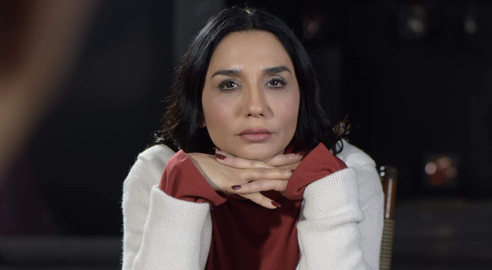 رنا شميس مستاءة وتوضح حقيقة هجرتها من سوريا