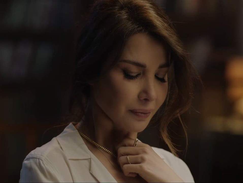 كليب نانسي عجرم "ما تعتذر" يتصدر التريند وممثل لبناني شهير يشاركها البطولة