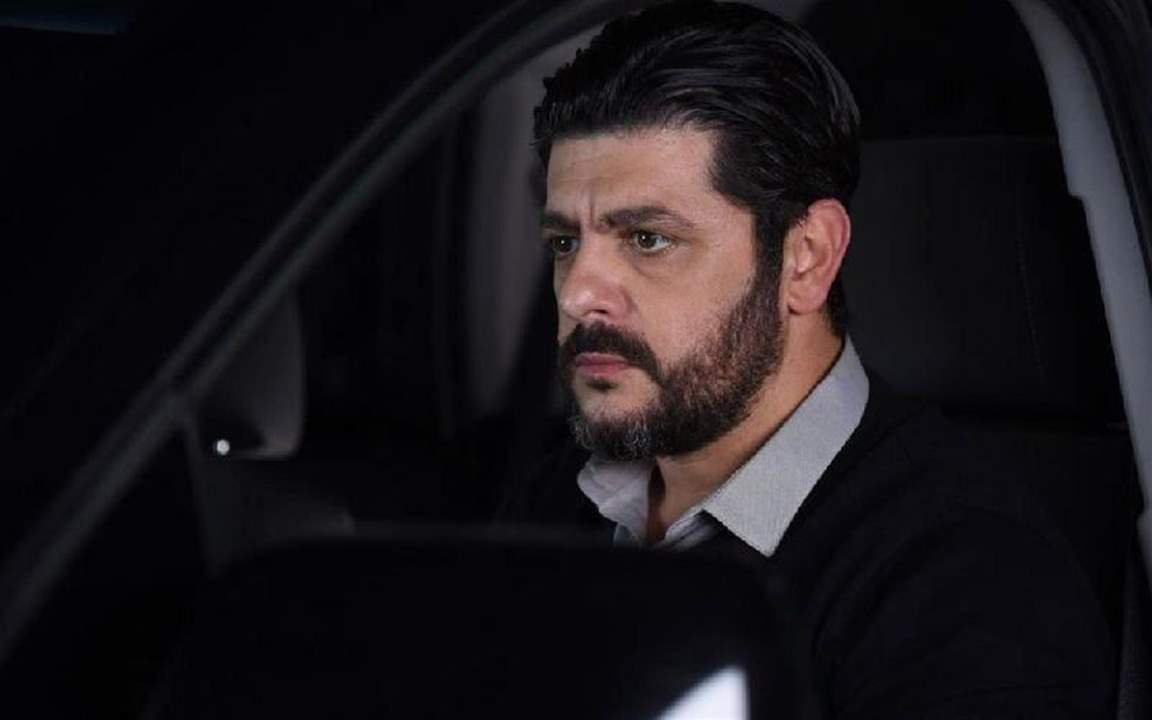 شبيه طوني عيسى يخرج إلى العلن .. ممثل تركي شهير وملامحهما متطابقة 