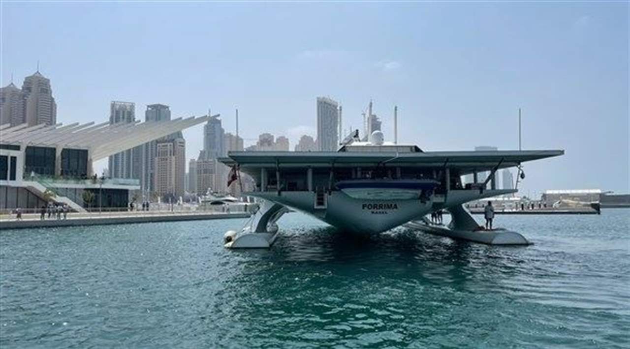 دبي تستضيف أول سفينة من نوعها في العالم تعمل بالطاقة المتجددة   