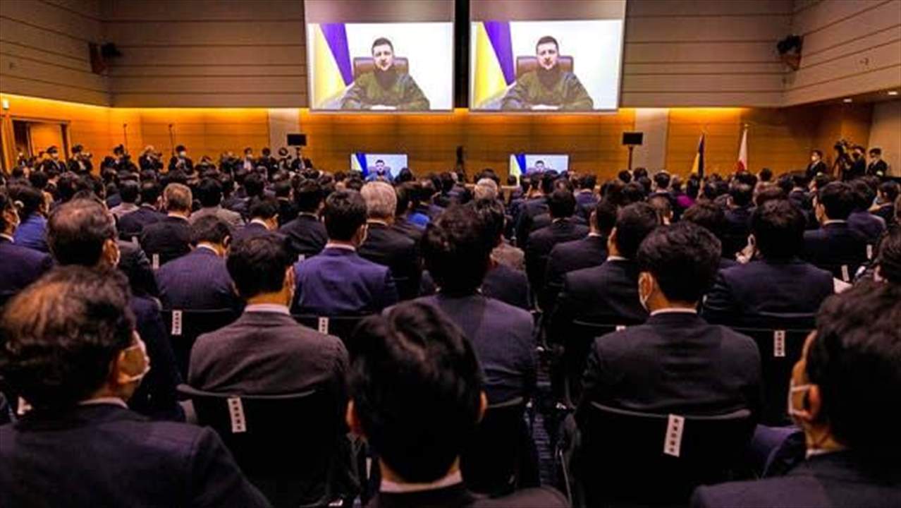     زيلينسكي يوجه نداء لليابان: لا سبيل إلا العقوبات لردع موسكو