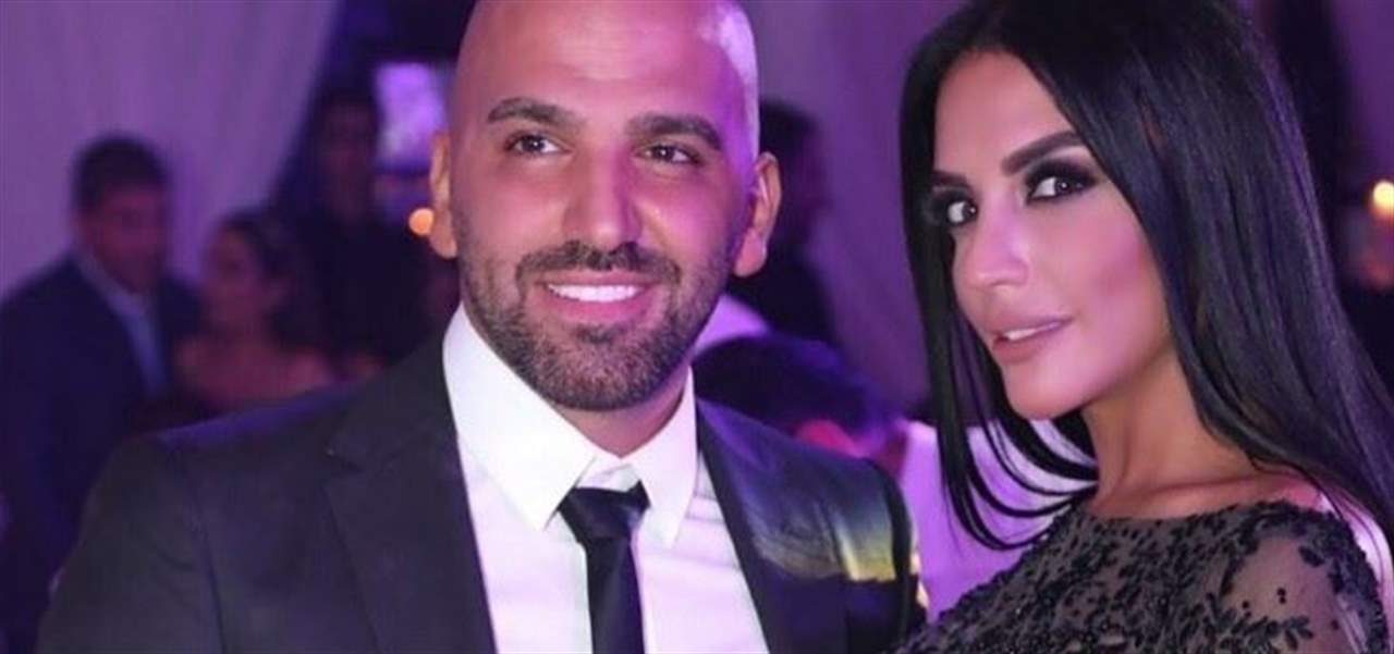 زوجة ناجي الاسطا تلفت الانظار في احدث ظهور ! جمالها حديث المتابعين