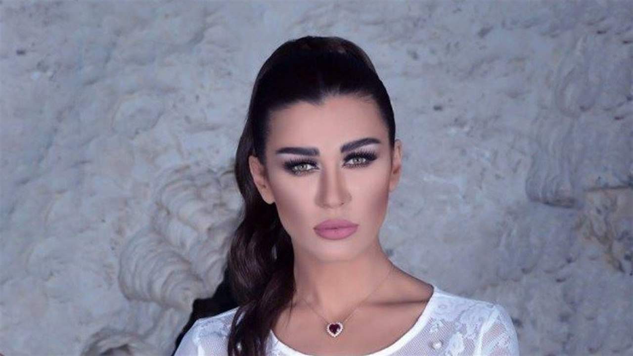 نادين الراسي لـ معتصم النهار ولين برنجكجي: رح تزعلوا بعدين لأنكن طلّقتوا !