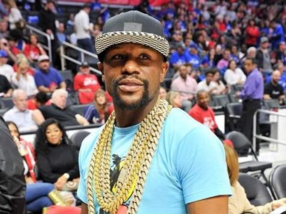 مايوذير يعود عن اعتزاله ويخوض نزالاً على مهبط طائرات !!