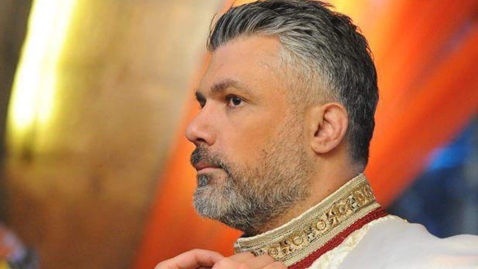 فارس كرم يحذر من هذا الشخص: هيدا واحد كذاب