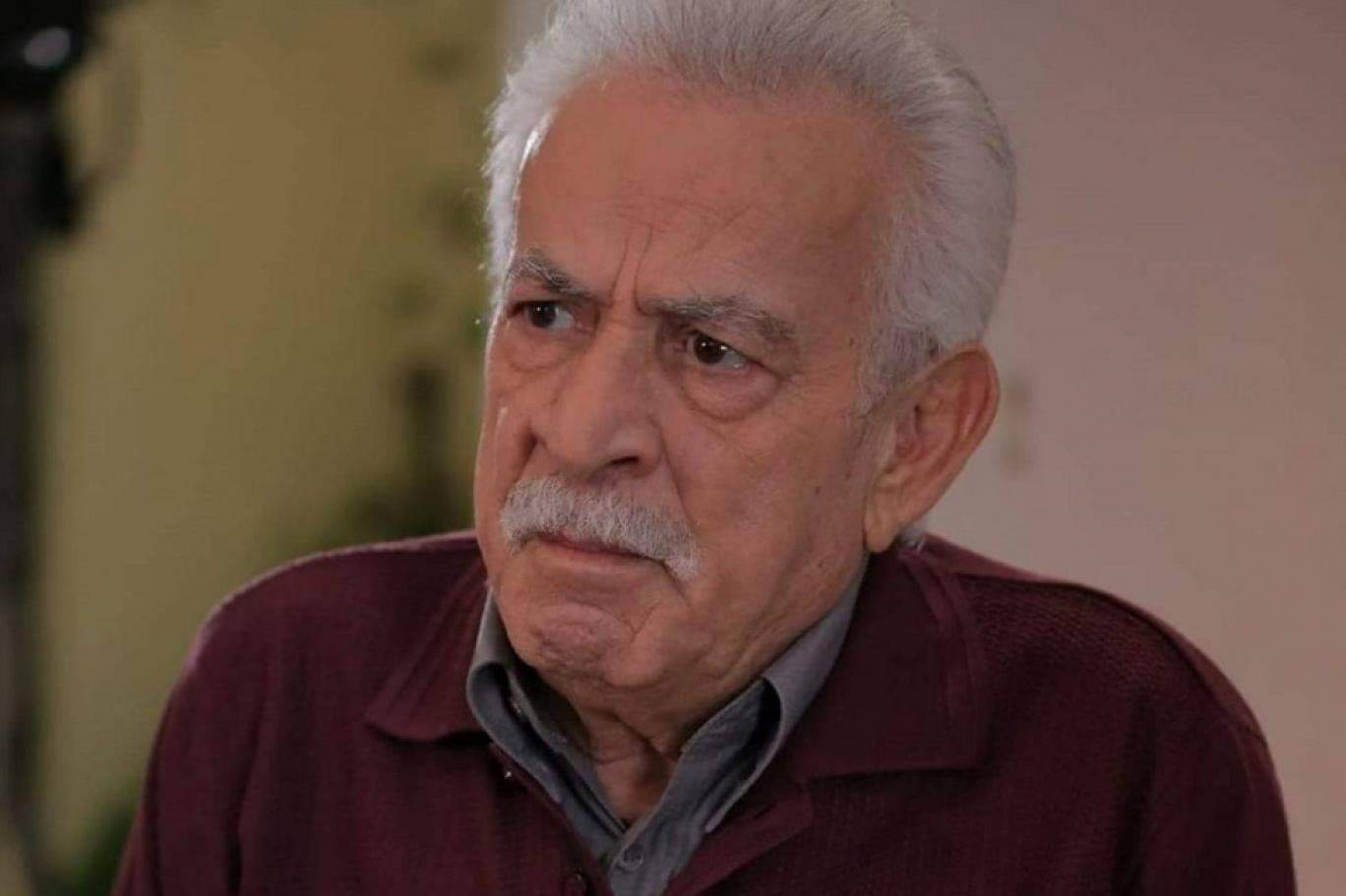 احمد الزين يتراجع عن قرار اعتزاله والسبب هو البلد!