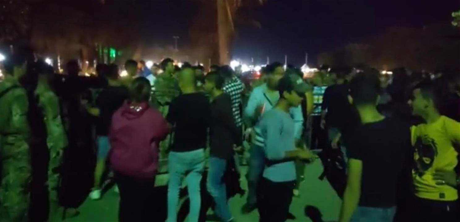 بالفيديو - محتجون يقتحمون منزل نجيب ميقاتي في الميناء - طرابلس على خلفية حادثة زورق الموت
