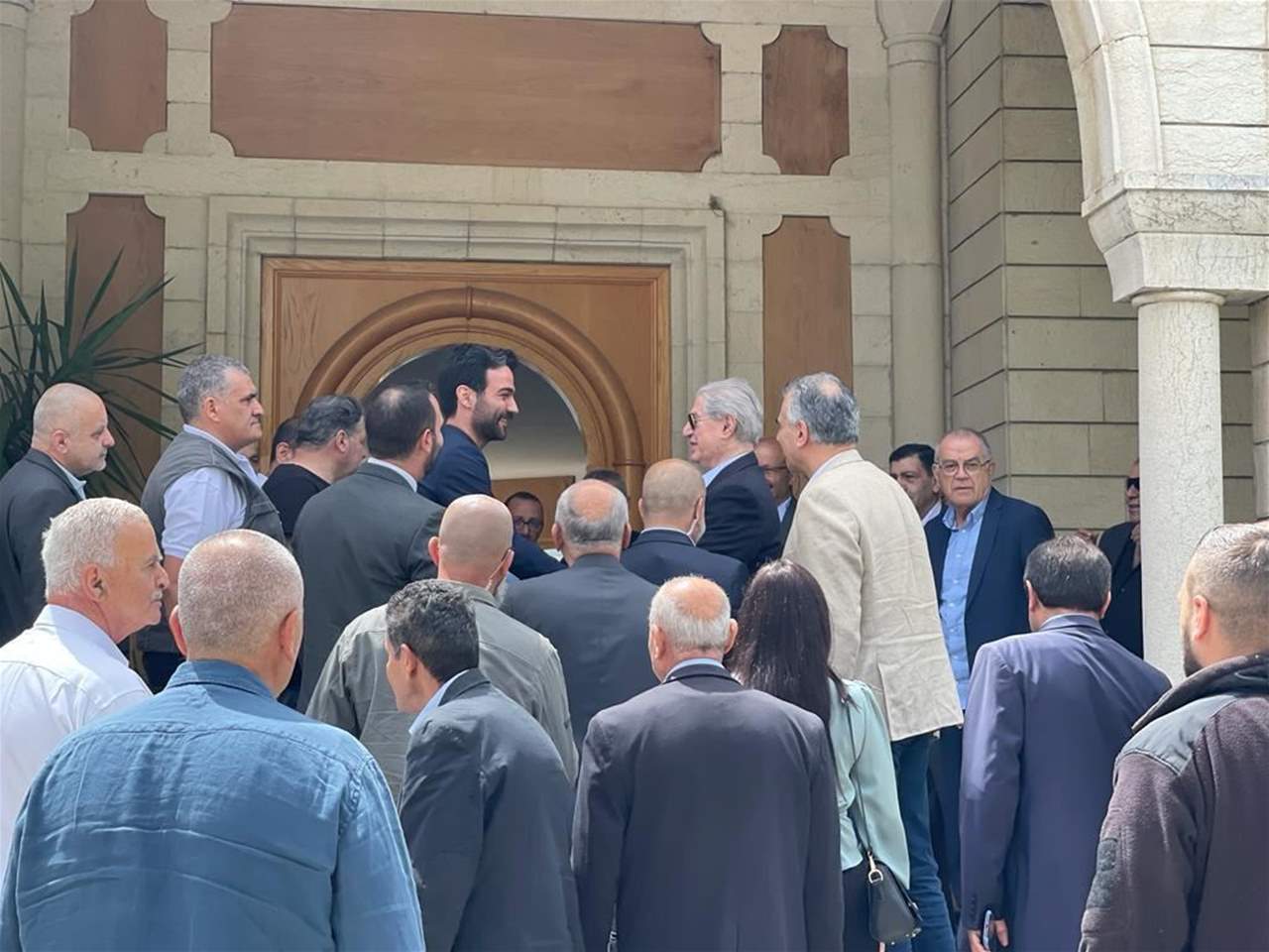 الرئيس الجميل والصايغ يجولان في جرد جبيل: تأكيد على ولادة لبنان الجديد