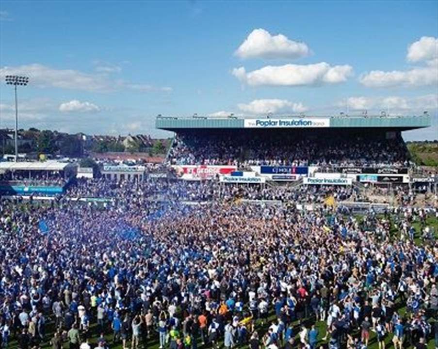 بالفيديو - حقق المعجزة وسجّل سبعة أهداف وتأهل للدرجة الاعلى