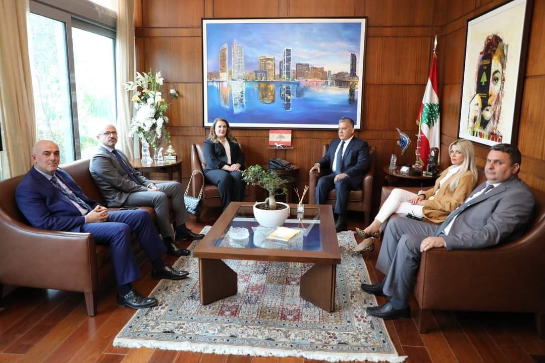 وفد نقابة المحامين في طرابلس برئاسة النقيبة القوال يزور اللواء عباس إبراهيم