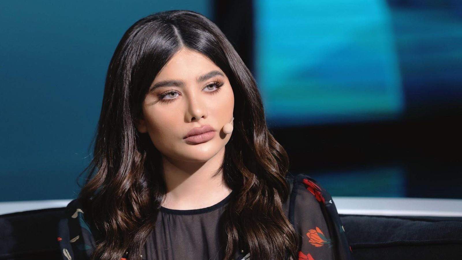 انجي خوري تطلب الزواج من ادهم نابلسي: اذا وافق بتوب وبلبس الحجاب