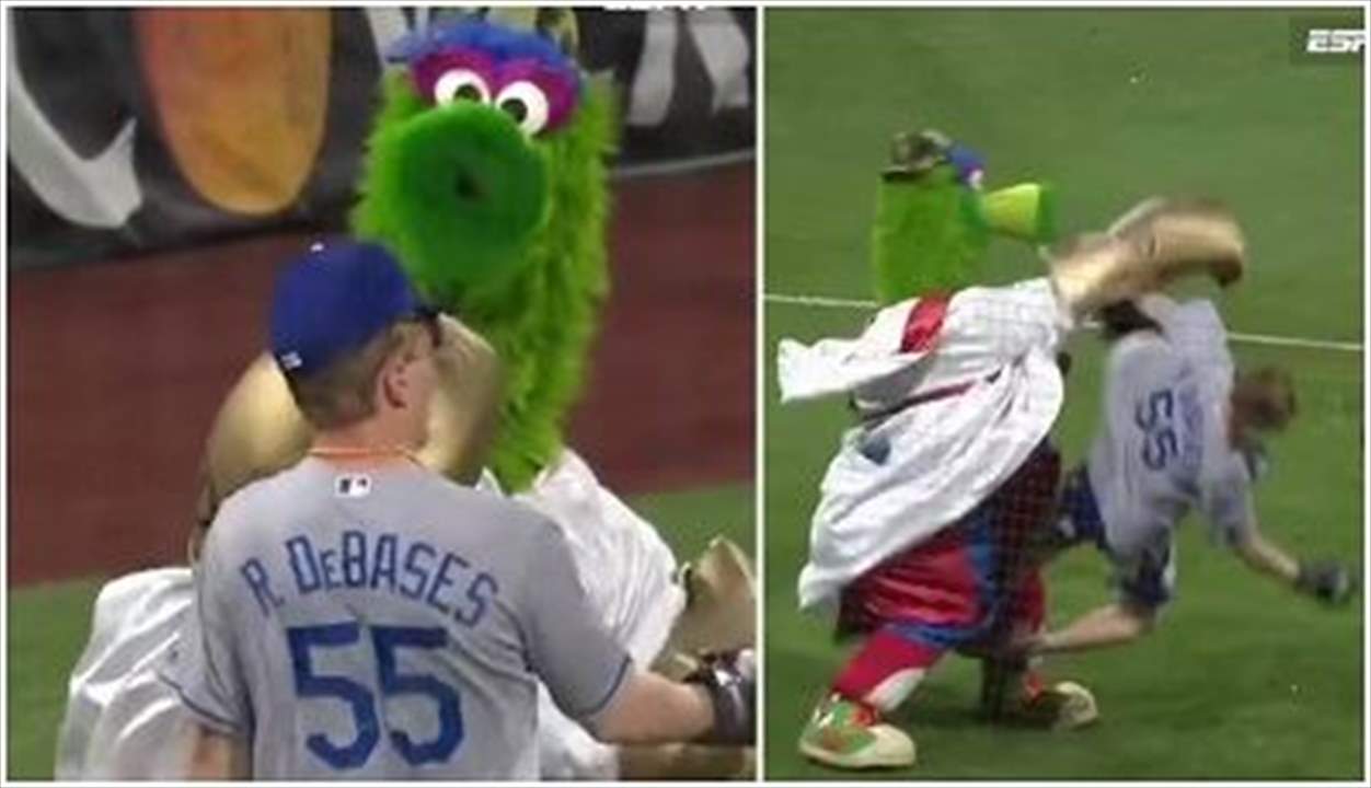 شاهد ماذا يحصل حين تعبث مع الحيوانات !! 