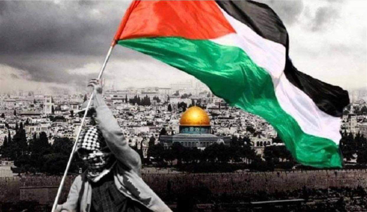 بالصور ـ "ارفع عَلمك".. حملة لرفع علم فلسطين في كل الميادين ردًا على "مسيرة الأعلام" في القدس المحتلة