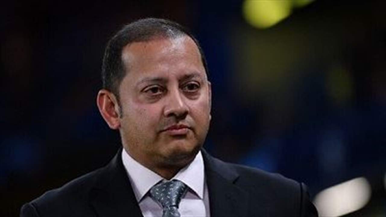 فضيحة تهزّ فالنسيا .. الجمهور هزم ريس النادي