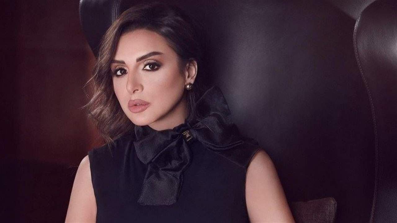 اول ظهور لـ أنغام بعد عمليتها الجراحية .. بدت متعبة ! 