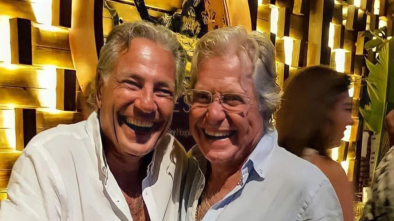 مصطفى فهمي طلب من شقيقه حسين فهمي إطلاق الـ ـنار عليه لهذا السبب!