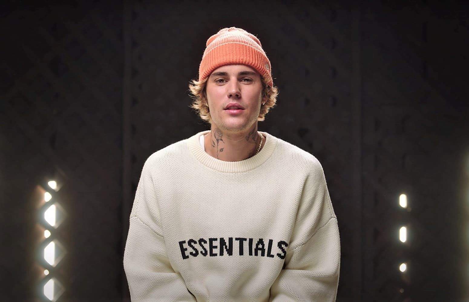 جاستين بيبر يكشف عن مرضه..شلل نصفي في الوجه