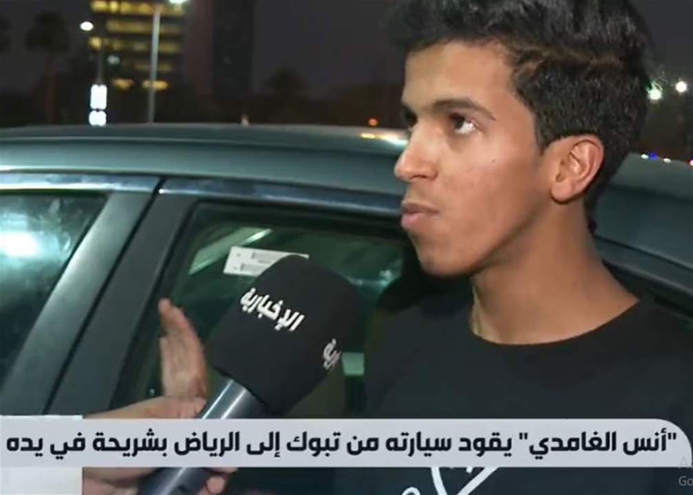   بالفيديو ـ شاب سعودي يبتكر تقنية للتحكم في سيارته عبر شريحة داخل يده !