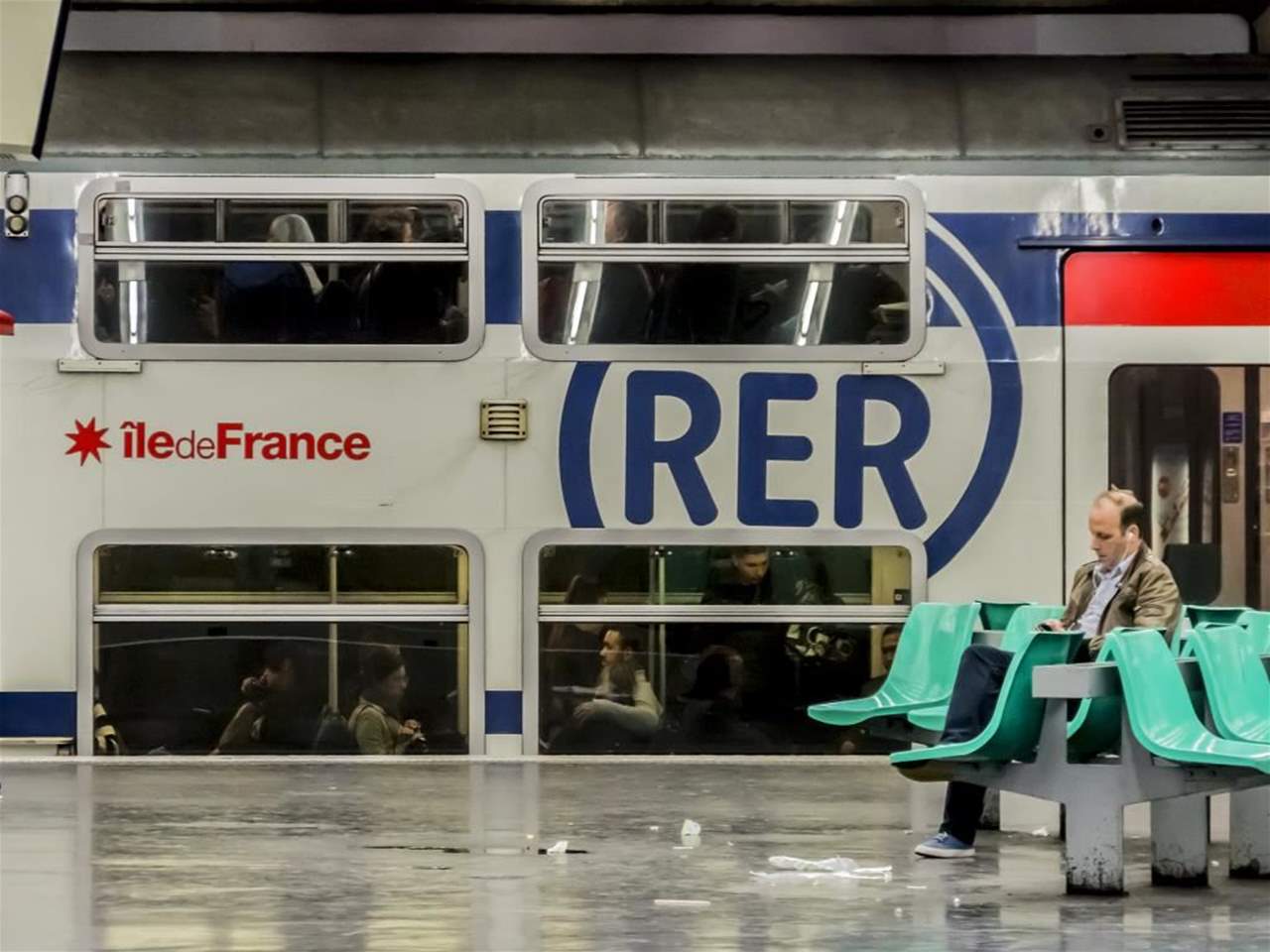 حساب شبكة نقل فرنسية على "تويتر" يرد بـ"اللبناني" .. والتغريدة تُثير السخرية !!