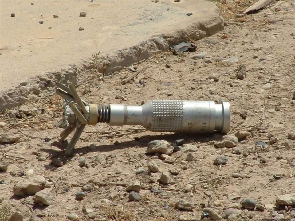 العثور على قنبلة عنقودية على جانب الطريق العام في وادي السلوقي بين مجدل سلم وطلوسة
