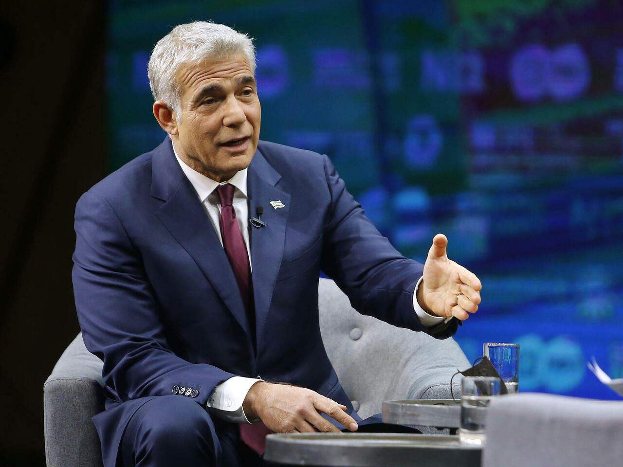 لابيد: سنفعل كل ما بوسعنا لوقف البرنامج النووي الإيراني