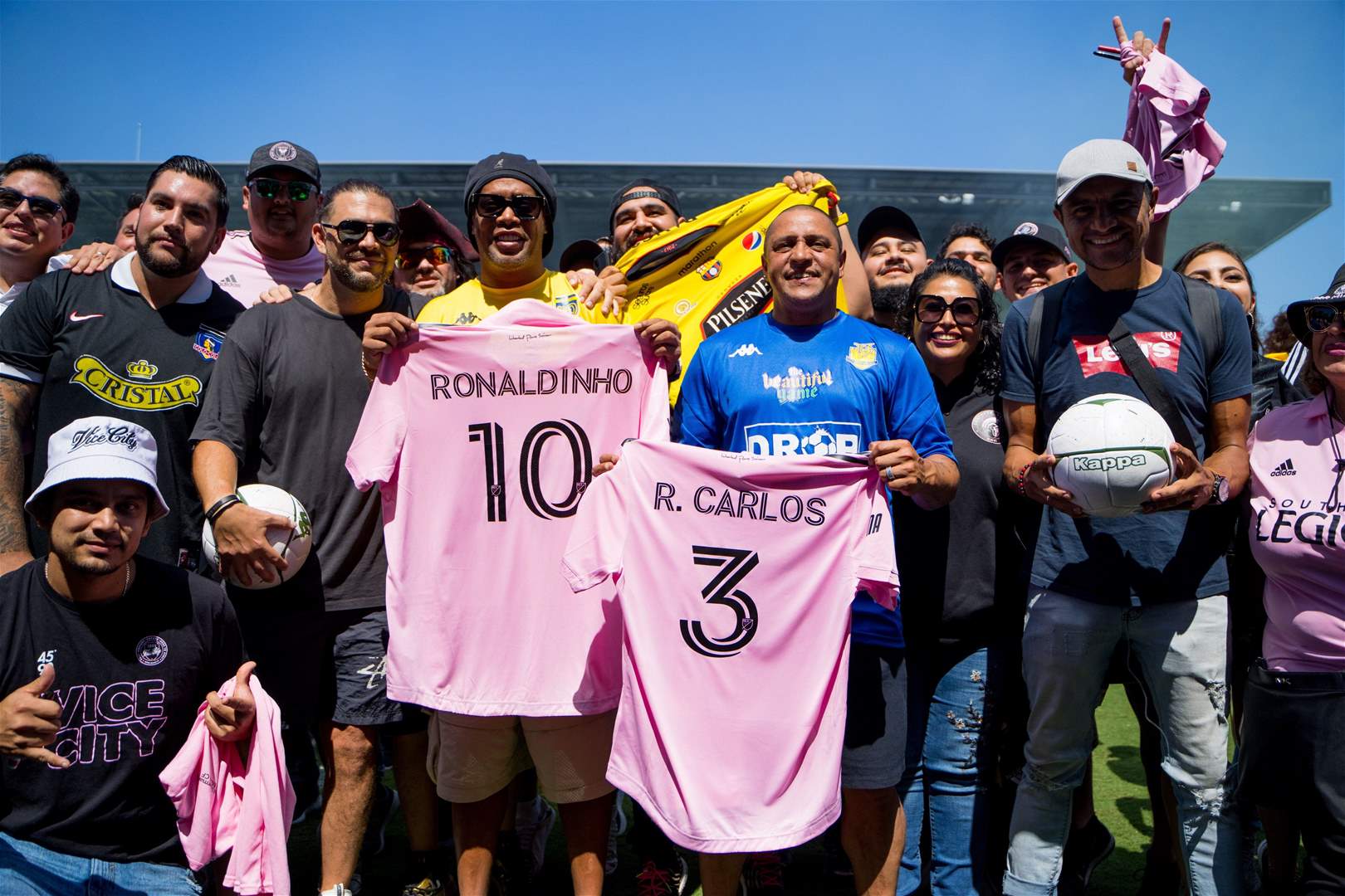 شاهدوا المُلخّص الكامل - نجوم العالم القدامي والحاليين ومهرجان اهداف (12-10) 