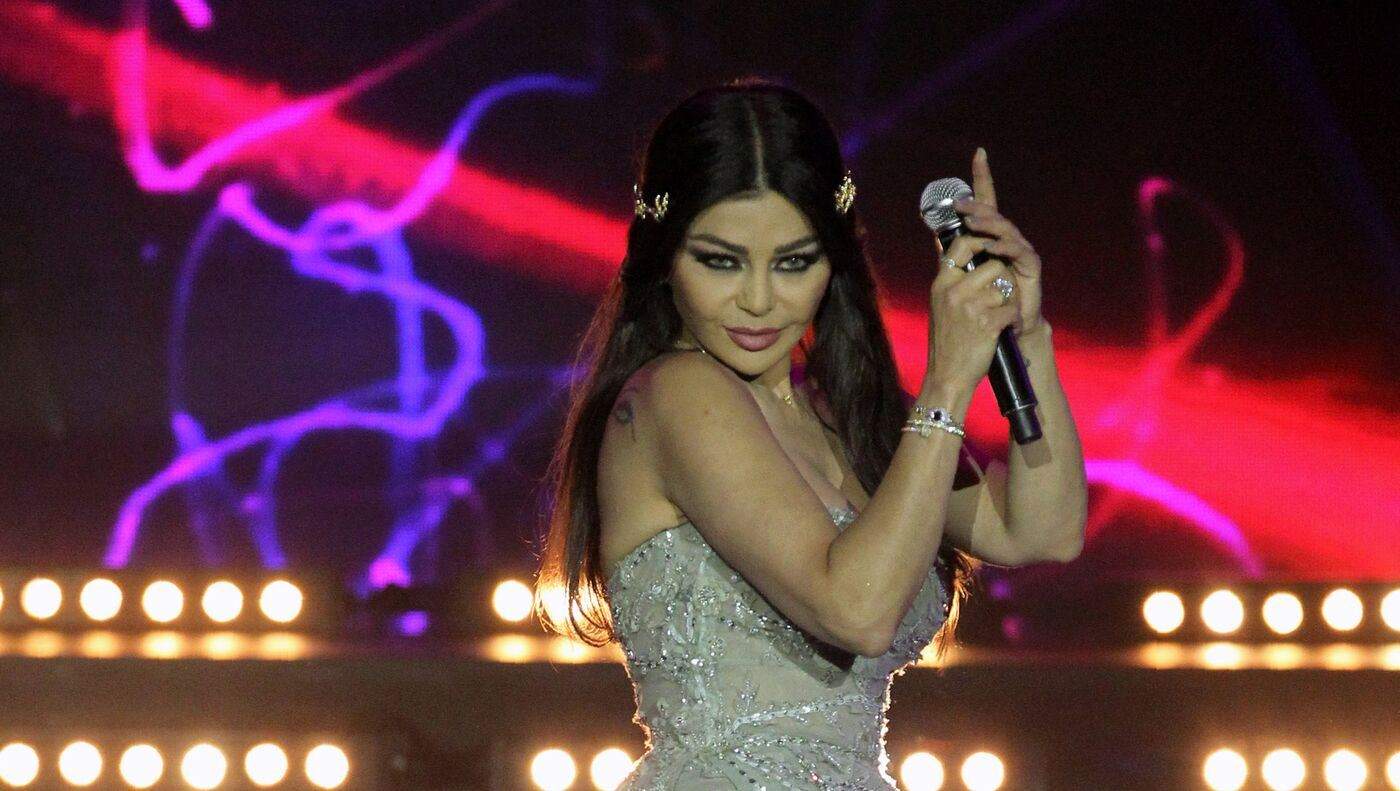 زوج هيفاء وهبي الاول بصورة نادرة..ابنتهما زينب فياض تنشرها احتفالا بعيد الاب