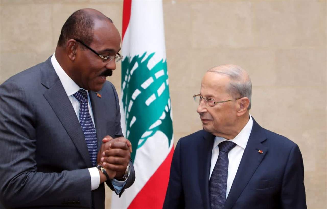 عون لرئيس حكومة "أنتيغوا وبربودا": لبنان يرحب بتعزيز العلاقات الثنائية بين البلدين