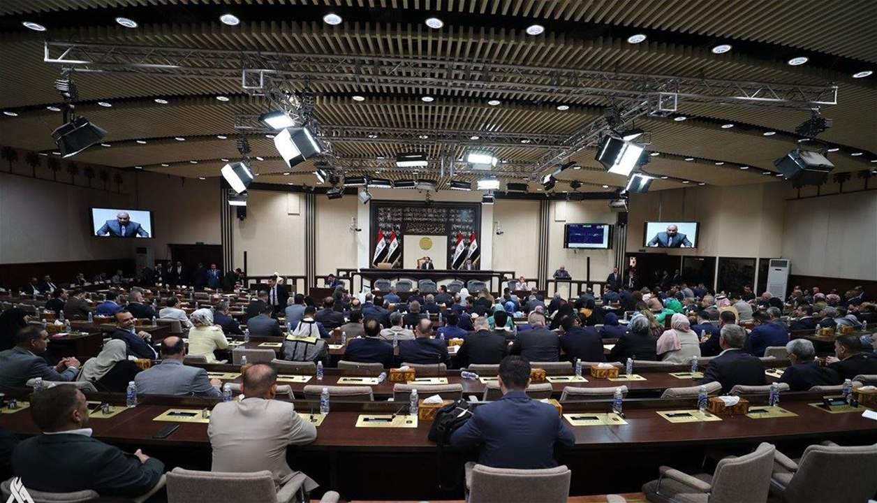      النواب البدلاء عن الكتلة الصدرية في العراق يؤدون اليمين الدستورية