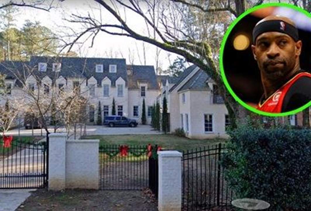 سرقة ١٠٠ الف دولار من منزل كارتر وزوجته وولداه اختبأوا في الخزانة !!