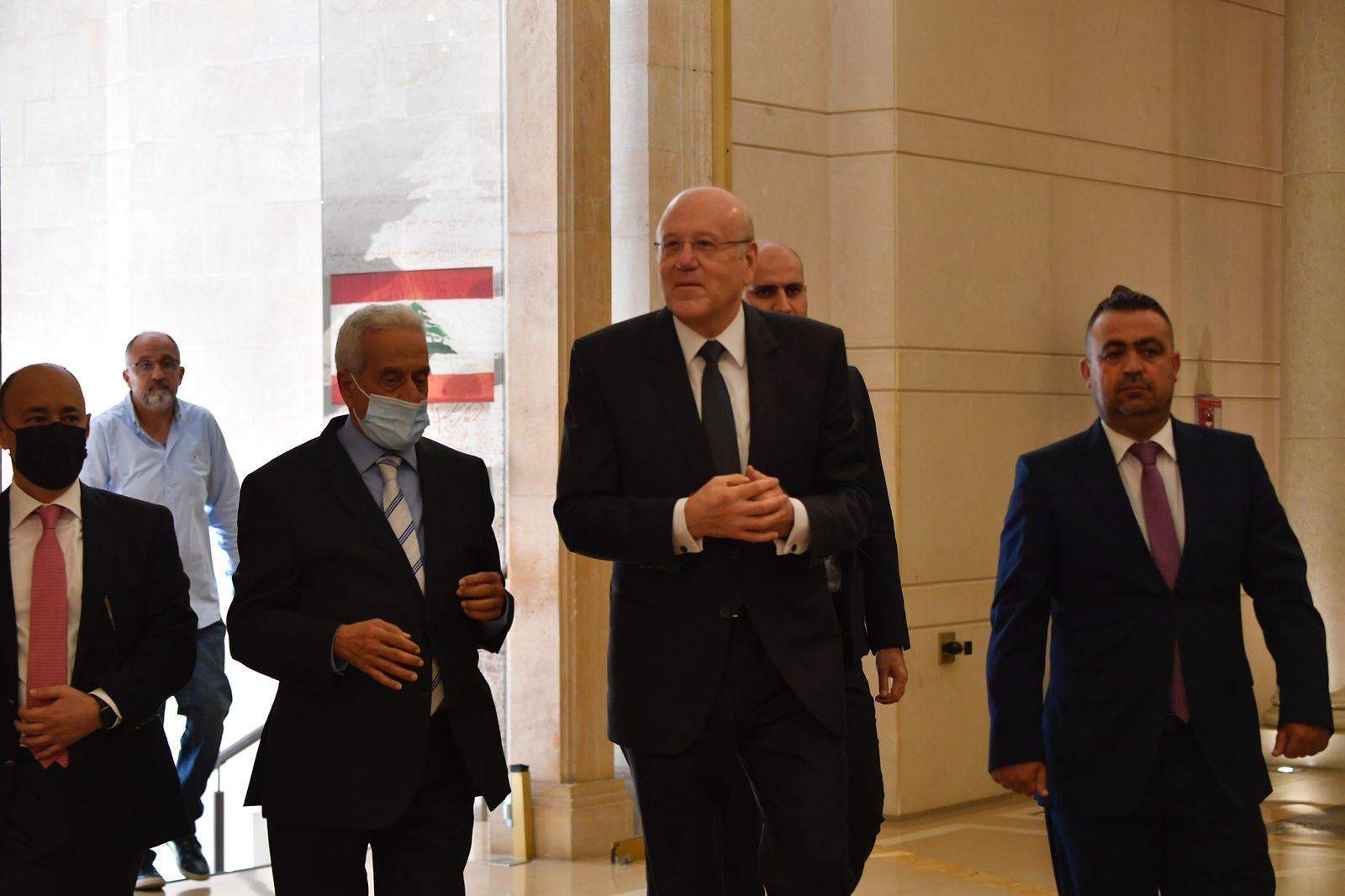   انتهاء الإستشارات النيابية غير الملزمة في مجلس النواب .. "تفاءلوا بالخير تجدوه"
