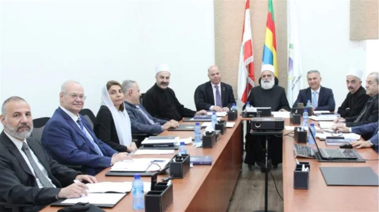 المجلس المذهبي برئاسة شيخ العقل: للإسراع في توقيع مراسيم تشكيل الحكومة 