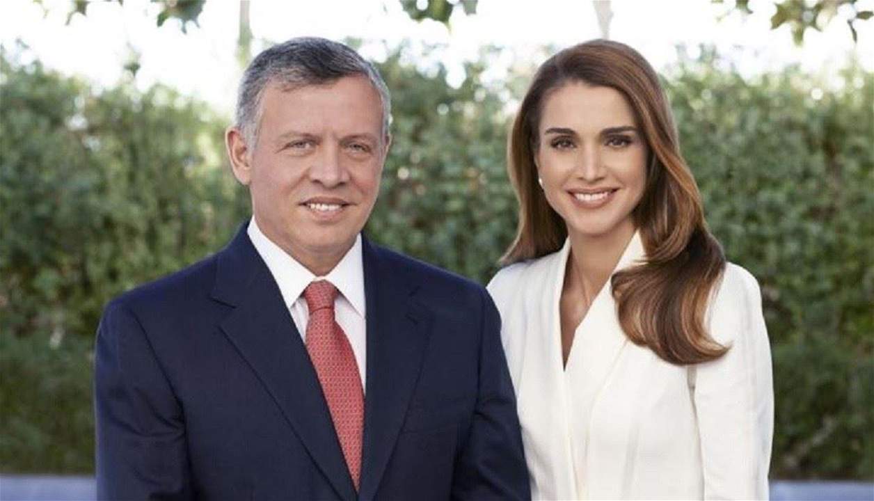 ابنة ملك الاردن تحتفل بخطوبتها ووالدتها الملكة رانيا تنشر صورتها مع عريسها الوسيم
