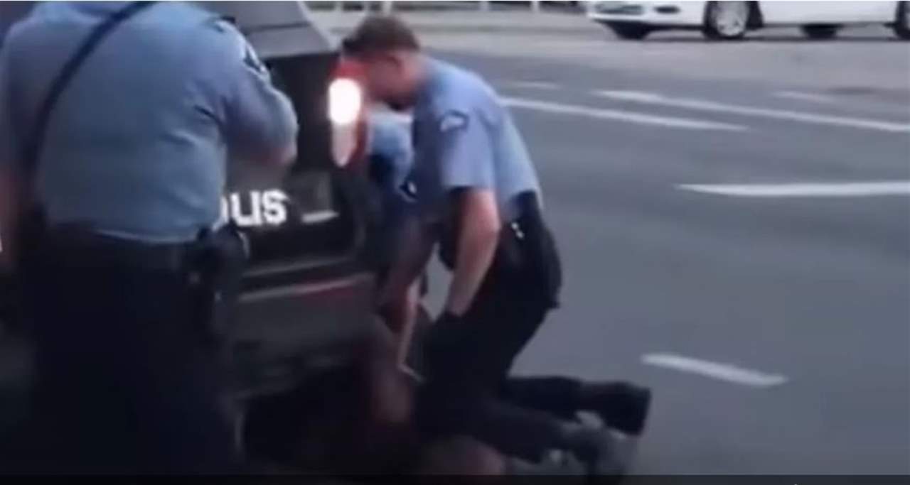 صدور الحكم في قضية جورج فلويد.. جورج يرقد بسلام!