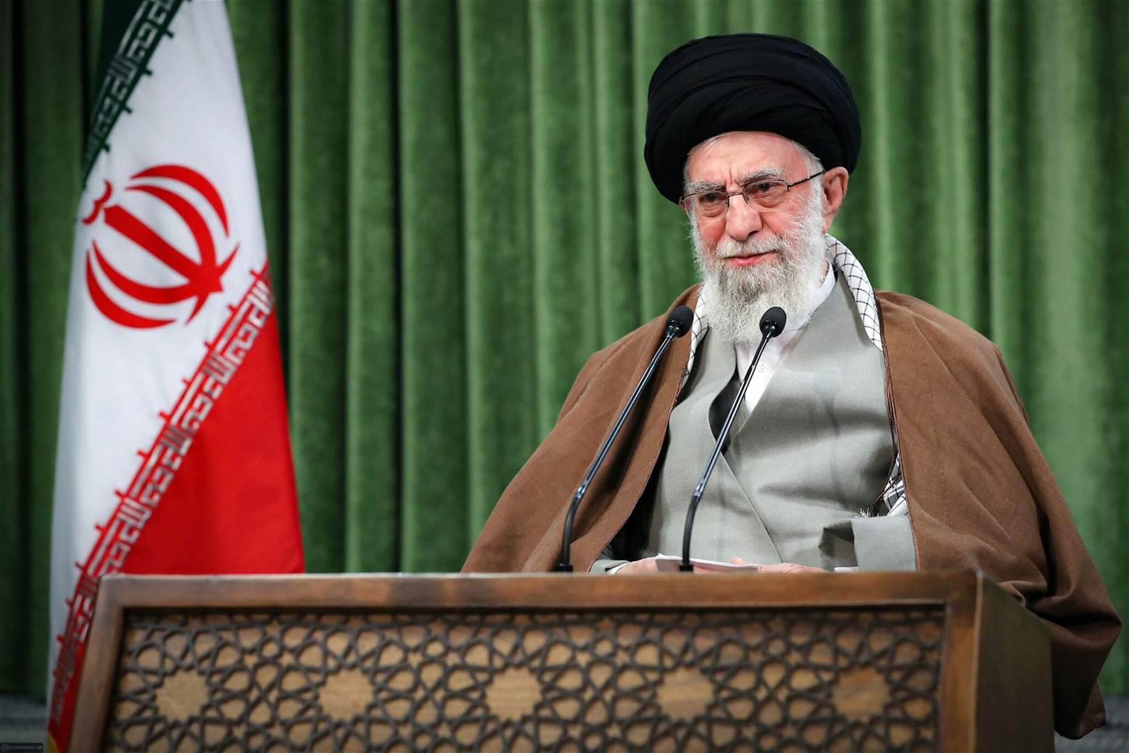 إيران تُرحب بتصريحات السعودية .. ومستشار خامنئي يدعو لحوار إقليمي