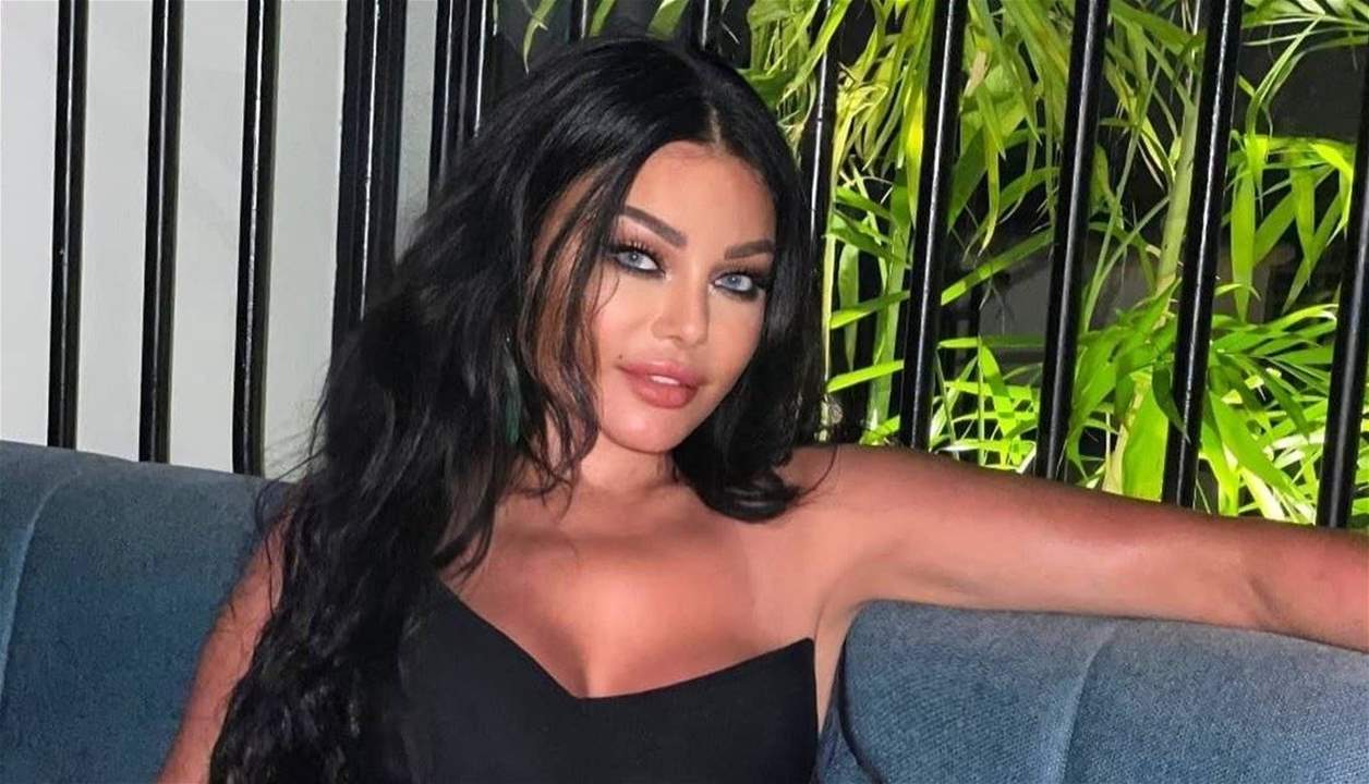 الطـ ـفل الذي شارك مع هيفاء وهبي في اغنية "باب فين" كبر و اصبح شابا .. اليكم كيف صار شكله 