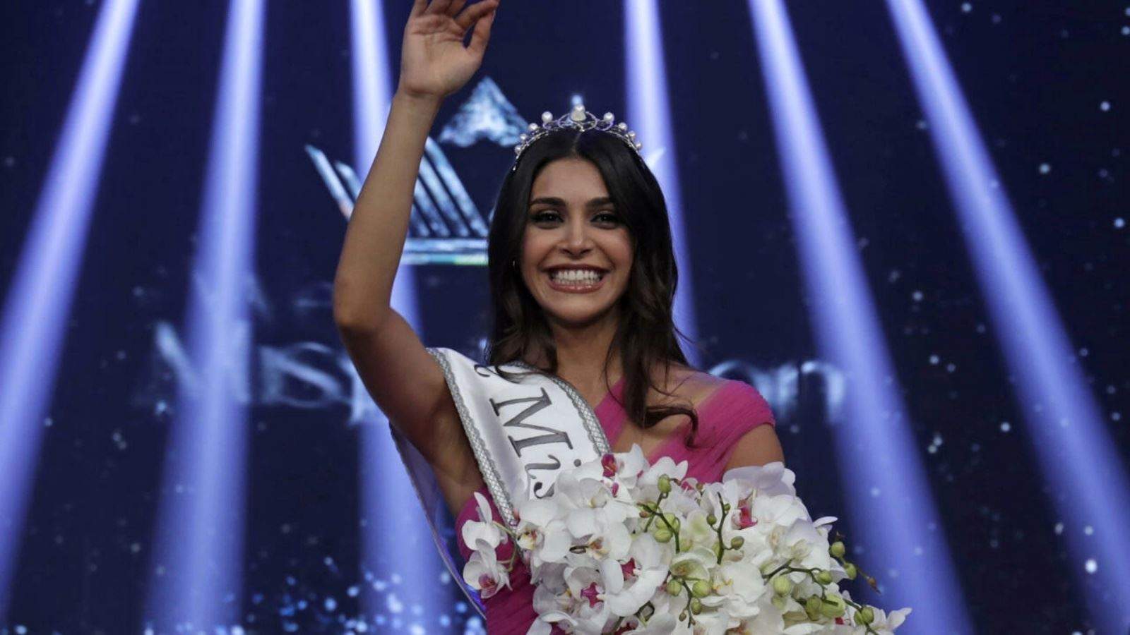 ياسمينا زيتون ملكة جمال لبنان ٢٠٢٢.. شاهدوا لحظة تتويجها واول مقابلة مع الجديد ! والديها بلقطة مؤثرة