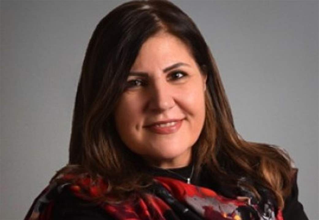     توقيف الصحافية نوال نصر في مطار القامشلي .. ونقابة محرري الصحافة اللبنانية تستنكر وتعترض