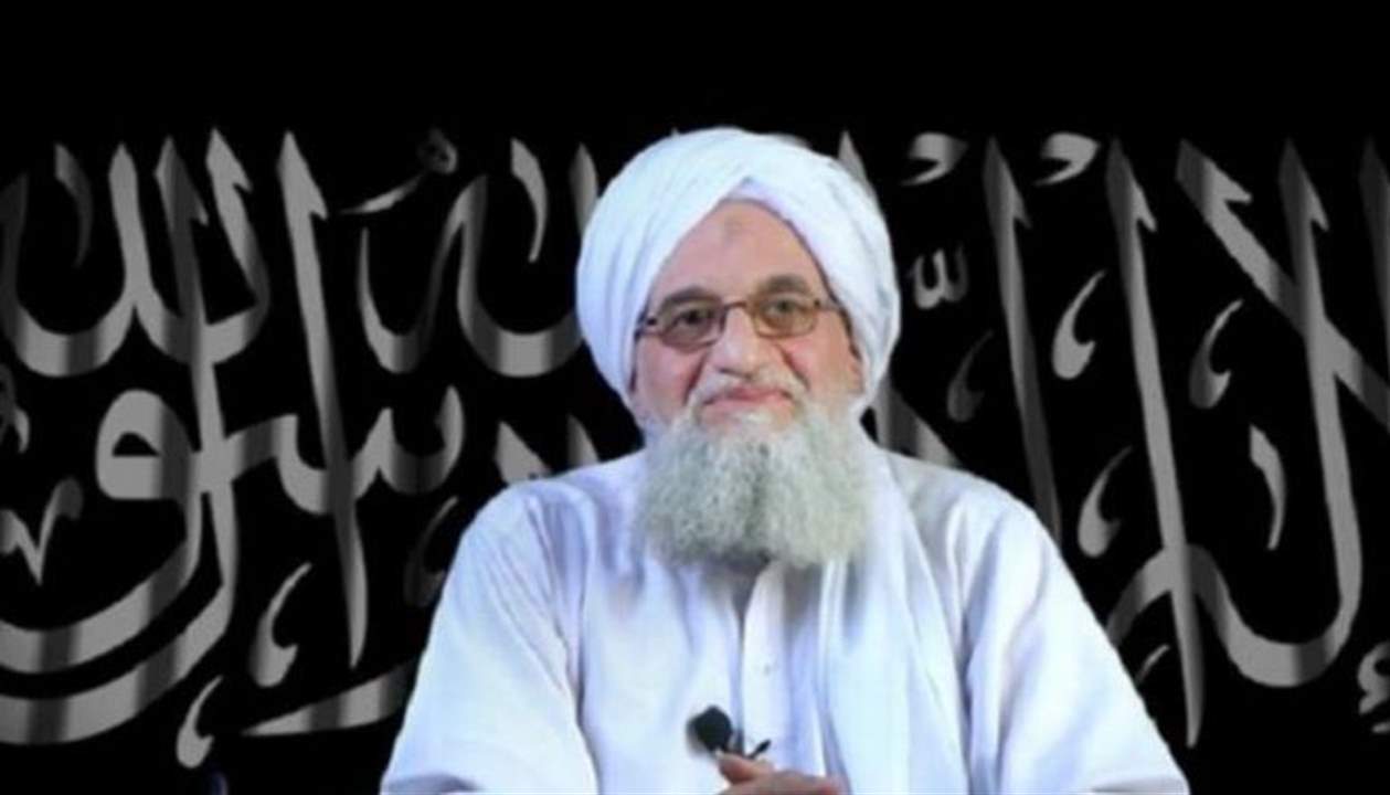 أيمن الظواهري... مسيرة جراح "هادئ" أصبح إرهابياً دولياً !