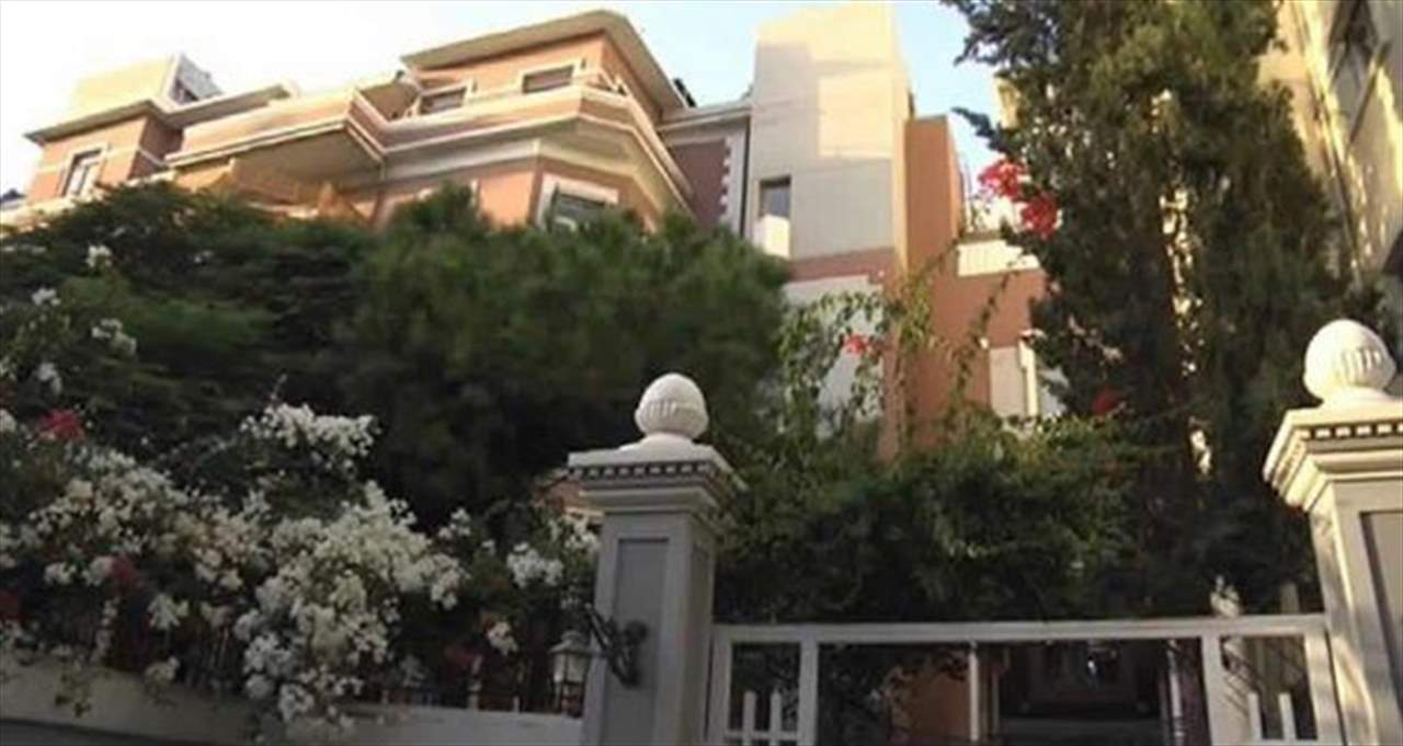 بعيداً عن الإعلام.. لقاء يجمع وليد جنبلاط بوفيق صفا وحسين الخليل في كليمونصو