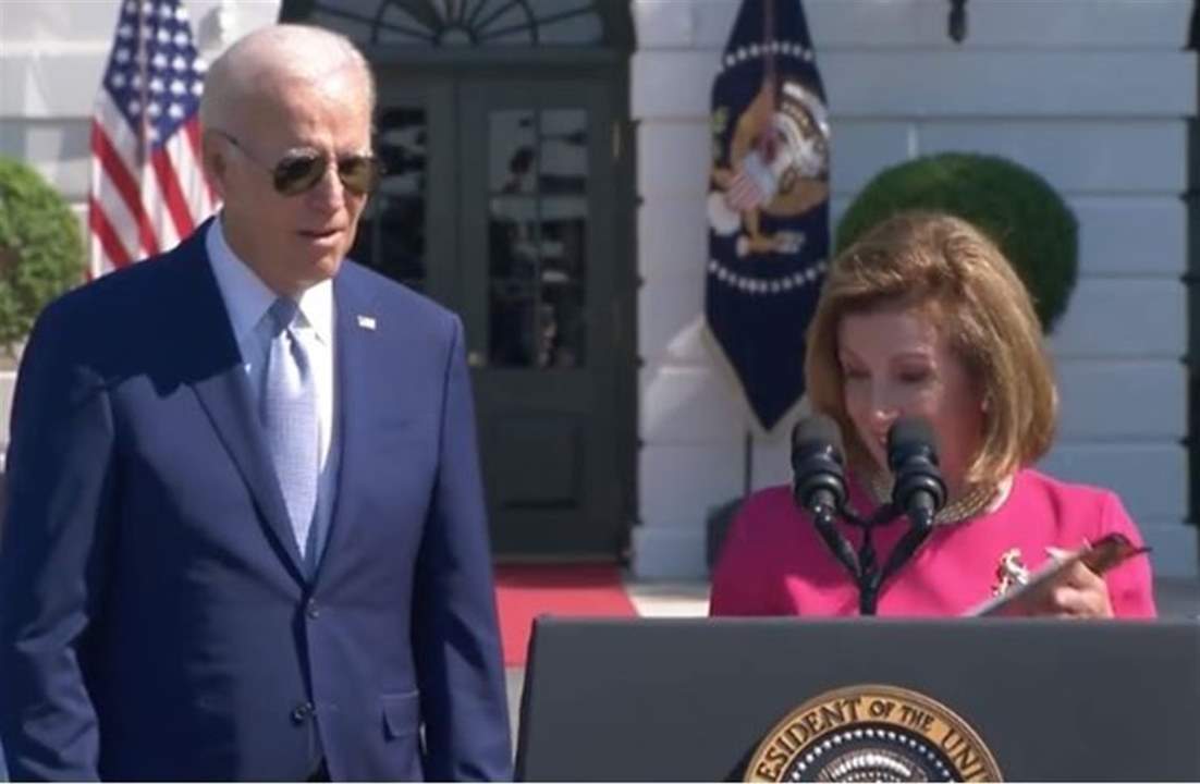 بالفيديو ـ بيلوسي تقرأ خطاب بايدن بالخطأ .. ماذا قال لها ؟!